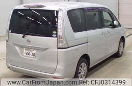 nissan serena 2016 II199