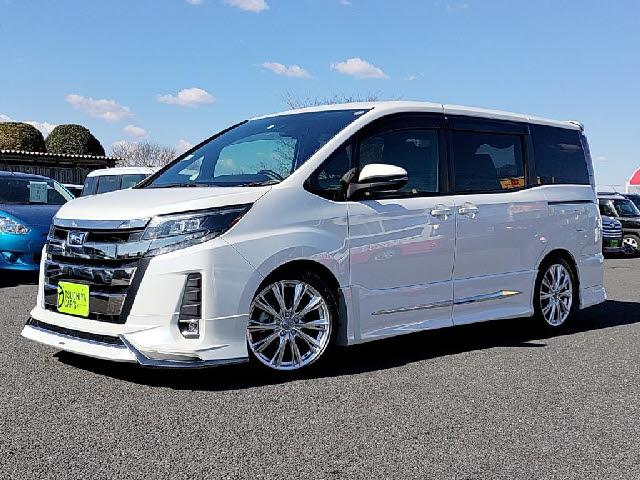 2018 Toyota Noah DBA-ZRR80W 2WD - Car Price $17,750