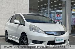 honda fit-shuttle 2013 CFJ1561325
