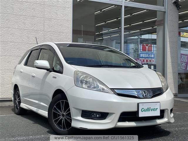 honda fit-shuttle 2013 CFJ1561325 image 1