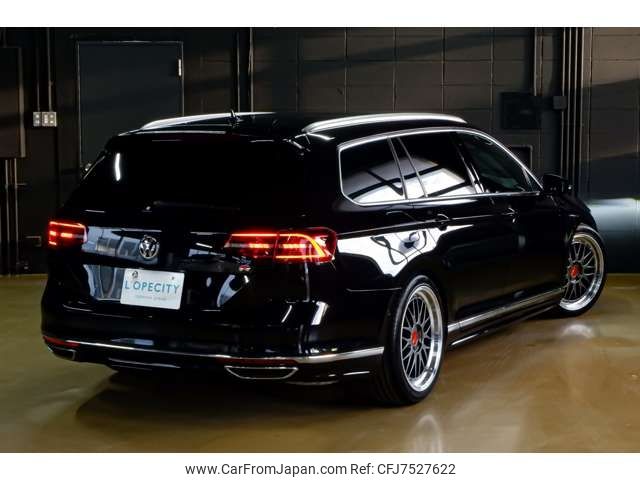 volkswagen passat-variant 2019 CFJ7527622 image 2