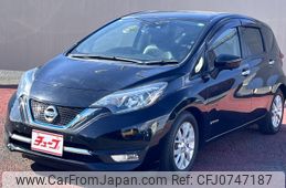 nissan note 2017 -NISSAN--Note DAA-HE12--HE12-033517---NISSAN--Note DAA-HE12--HE12-033517-