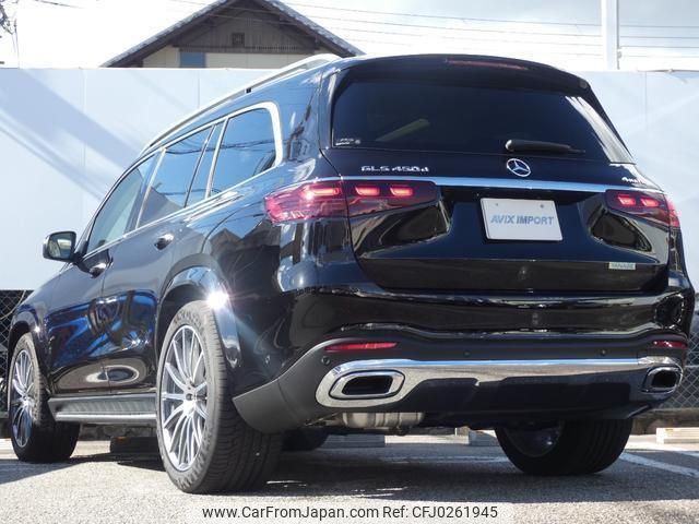 mercedes-benz gls-class 2024 quick_quick_167933_W1N1679332B161776 image 2