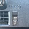 toyota voxy 2018 CFJ1766278 image 3