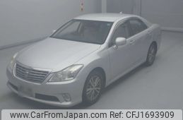 toyota crown 2012 CFJ1693909