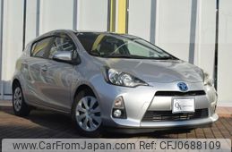 toyota aqua 2012 quick_quick_DAA-NHP10_6113411