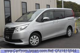 toyota noah 2015 CFJ1815544