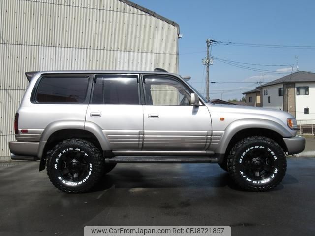 Used TOYOTA LAND CRUISER 80 1996/Oct CFJ8721857 in good condition 