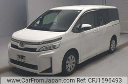 toyota voxy 2018 CFJ1596493