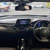 toyota c-hr 2017 quick_quick_DAA-ZYX10_ZYX10-2037016 image 2