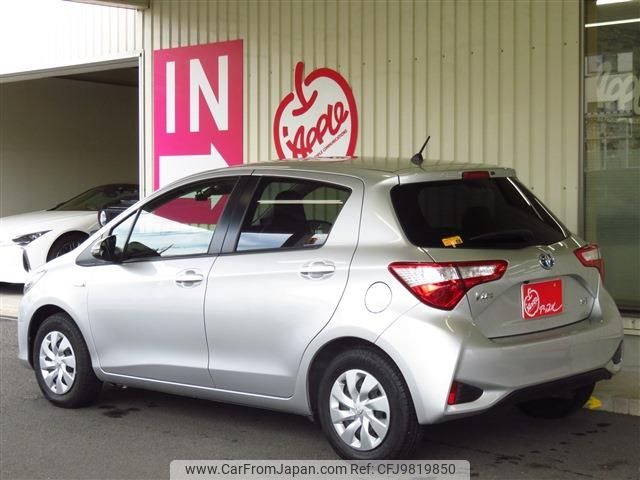 toyota vitz 2018 -TOYOTA--Vitz DAA-NHP130--NHP130-2034237---TOYOTA--Vitz DAA-NHP130--NHP130-2034237- image 2