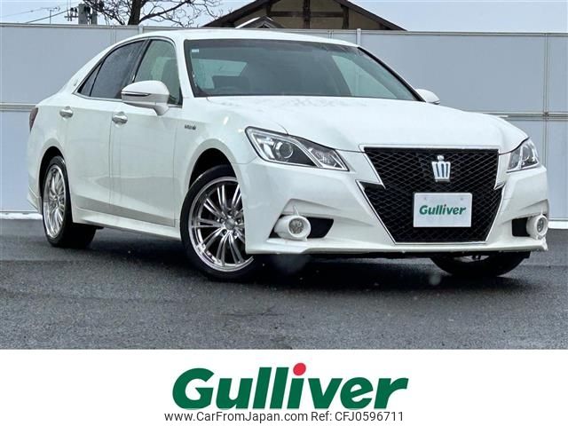 toyota crown 2015 -TOYOTA--Crown DAA-AWS211--AWS211-6004065---TOYOTA--Crown DAA-AWS211--AWS211-6004065- image 1