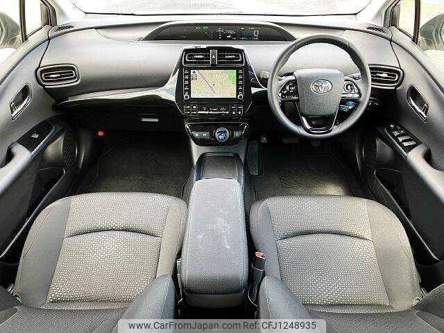 toyota prius 2022 504928-930671 image 1
