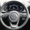 toyota yaris-cross 2023 CFJ1545919 image 11