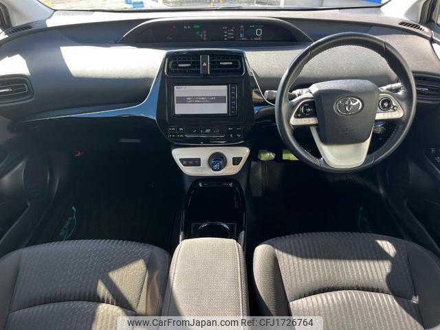 toyota prius 2018 CFJ1726764 image 2