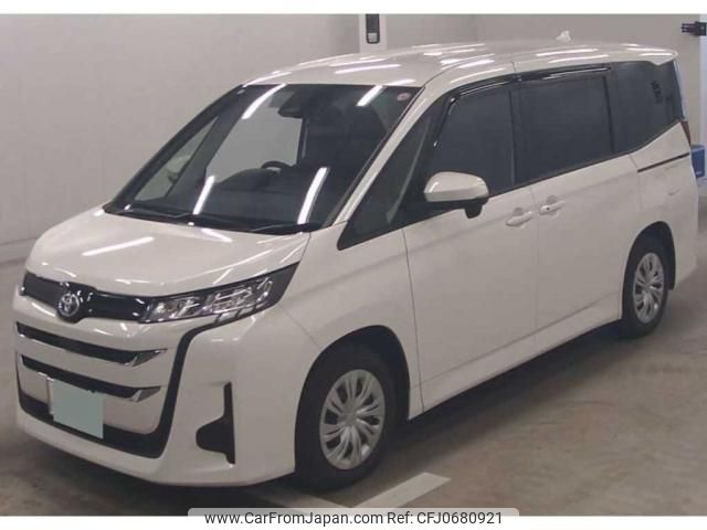 toyota noah 2023 quick_quick_6AA-ZWR90W_0118818 image 1