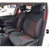 renault lutecia 2017 CFJ1837749 image 32