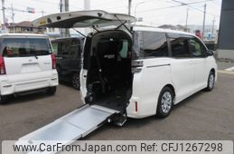 toyota voxy 2020 -TOYOTA--Voxy DBA-ZRR80Gｶｲ--ZRR80-0601034---TOYOTA--Voxy DBA-ZRR80Gｶｲ--ZRR80-0601034-