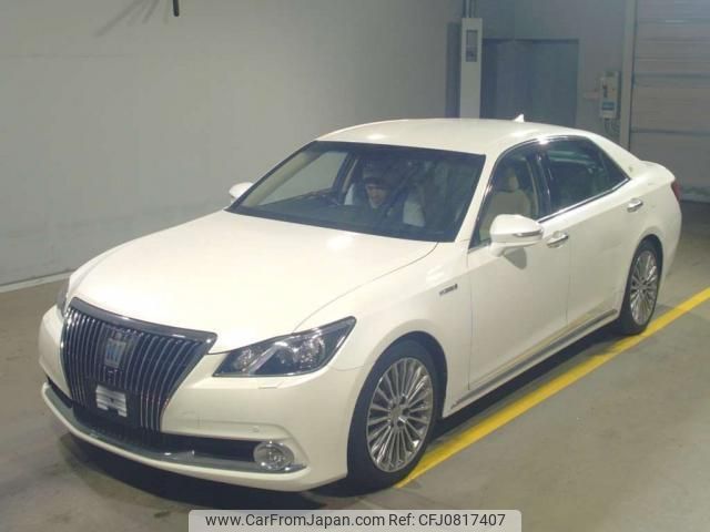 toyota crown-majesta 2013 quick_quick_DAA-GWS214_6002433 image 2