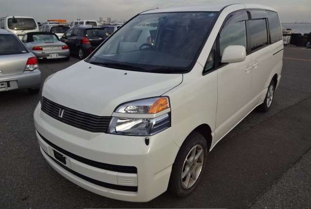 toyota voxy 2001 CFJ0120250 image 1