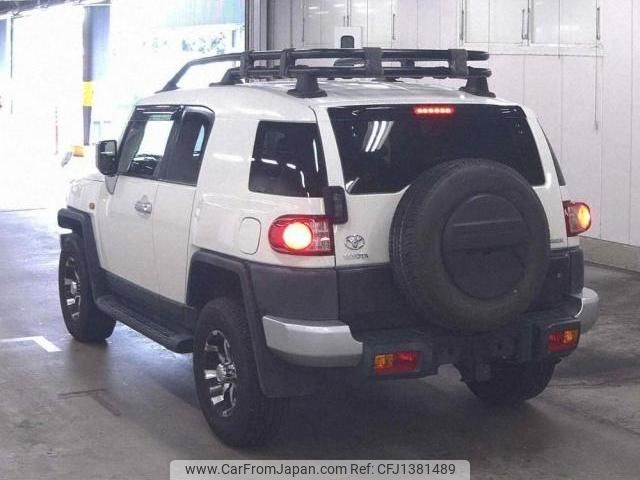 toyota fj-cruiser 2016 quick_quick_CBA-GSJ15W_GSJ15-0133384 image 2