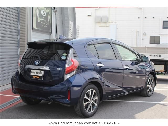 toyota aqua 2018 CFJ1647187 image 2