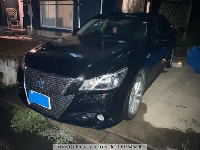 toyota crown 2013 CFJ7645500 image 1