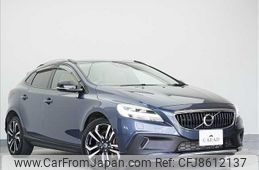 volvo v40 2018 CFJ8612137
