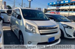 toyota noah 2008 CFJ1626305