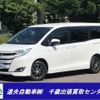 toyota noah 2018 CFJ1504980 image 1