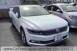 volkswagen passat-variant 2018 CFJ1530272