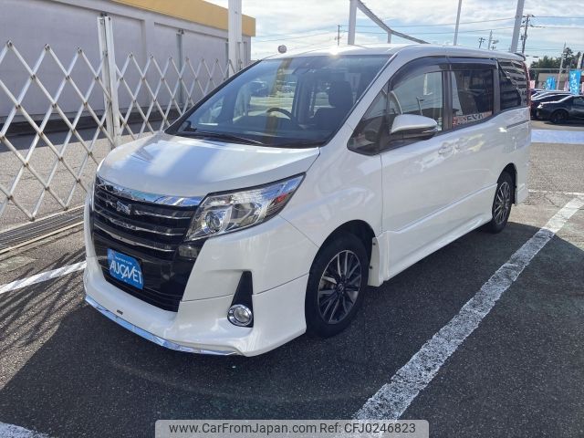 toyota noah 2016 -TOYOTA--Noah DBA-ZRR80W--ZRR80-0197927---TOYOTA--Noah DBA-ZRR80W--ZRR80-0197927- image 1