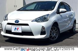 toyota aqua 2013 quick_quick_NHP10_NHP10-6146362