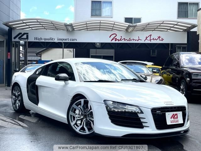 audi r8 2012 quick_quick_42BYHF_WUAAU34209N000802 image 1