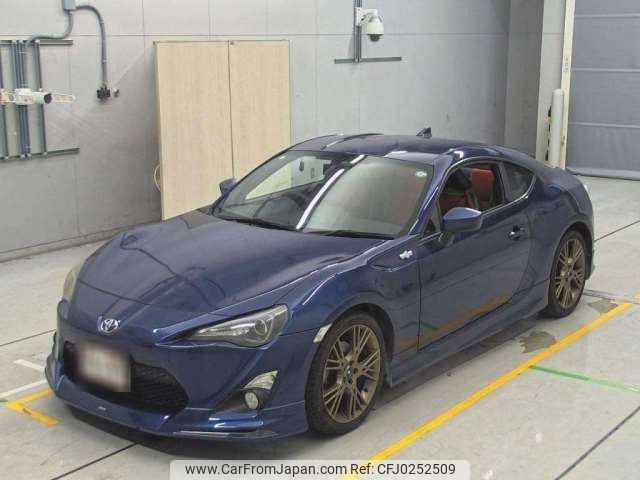 toyota 86 2015 -TOYOTA--86 DBA-ZN6--ZN6-051220---TOYOTA--86 DBA-ZN6--ZN6-051220- image 1