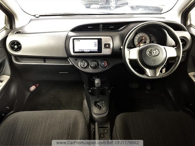 toyota vitz 2017 -TOYOTA--Vitz DBA-NSP135--NSP135-2063227---TOYOTA--Vitz DBA-NSP135--NSP135-2063227- image 2