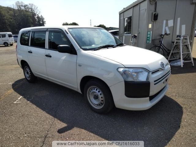 toyota probox 2020 CFJ1616033 image 2