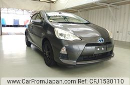 toyota aqua 2012 CFJ1530110