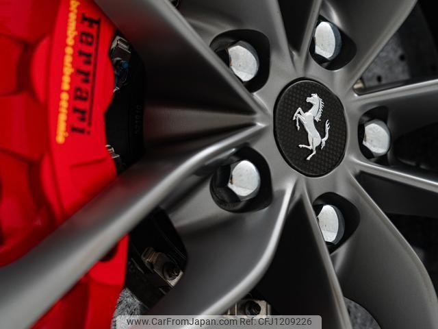 ferrari 488-spider 2016 quick_quick_ABA-F142B_ZFF80AMJ000220594 image 2