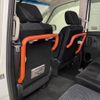 nissan serena 2016 CFJ1612708 image 9