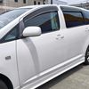 toyota wish 2006 BD25054A5092 image 12