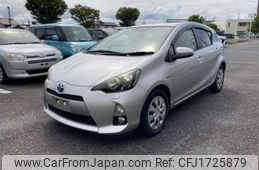 toyota aqua 2012 CFJ1725879