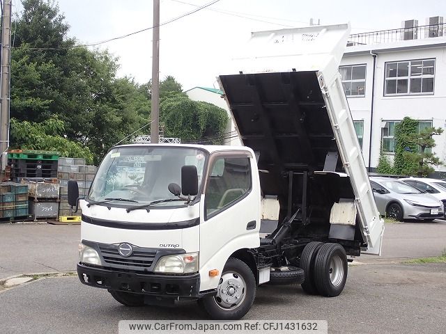hino dutro 2010 25631313 image 1