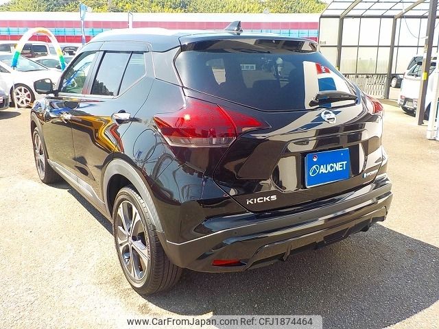 nissan kix 2021 CFJ1874464 image 2