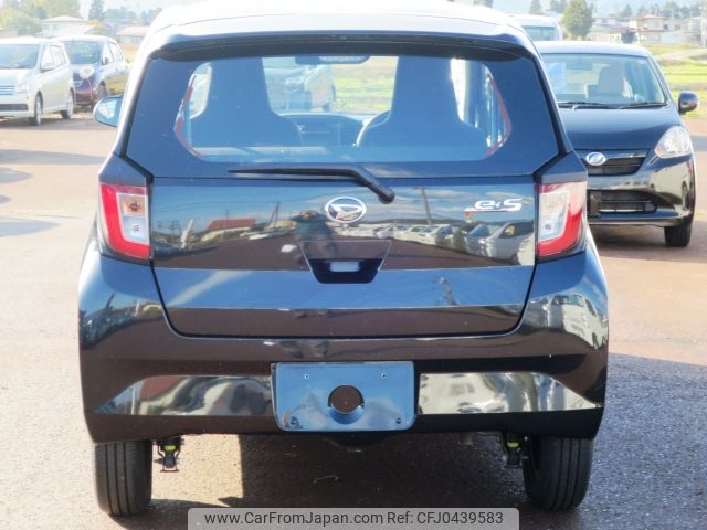 2022 Daihatsu Mira E:s 5BA-LA360S 4WD - Car Price $7,400