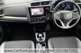 honda fit-hybrid 2015 CFJ1807292