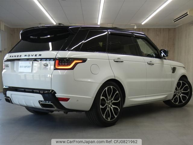 land-rover range-rover-sport 2019 quick_quick_LW2YC_SALWA2AY6KA865908 image 2