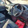 toyota voxy 2015 quick_quick_ZRR80W_0159304 image 5