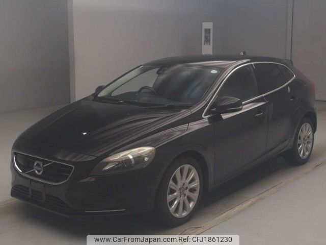 volvo v40 2013 CFJ1861230 image 1