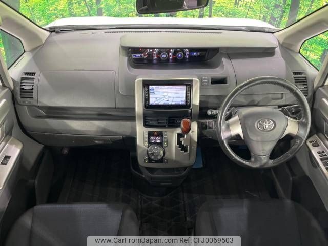 toyota voxy 2008 -TOYOTA--Voxy DBA-ZRR70W--ZRR70-0074543---TOYOTA--Voxy DBA-ZRR70W--ZRR70-0074543- image 2